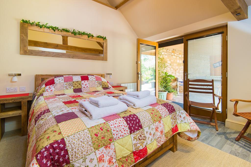 Widbrook Barns Bed and Breakfast Bradford-On-Avon Eksteriør billede
