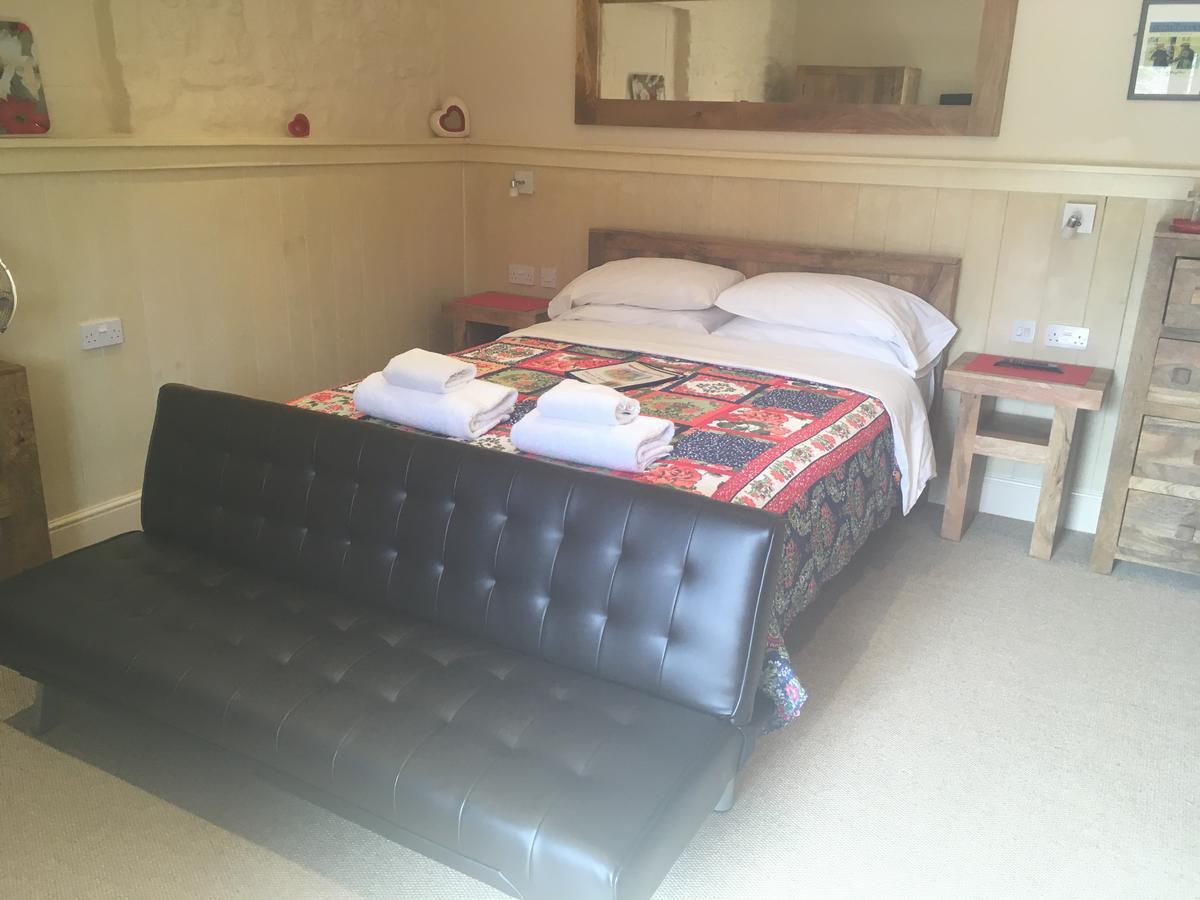 Widbrook Barns Bed and Breakfast Bradford-On-Avon Eksteriør billede